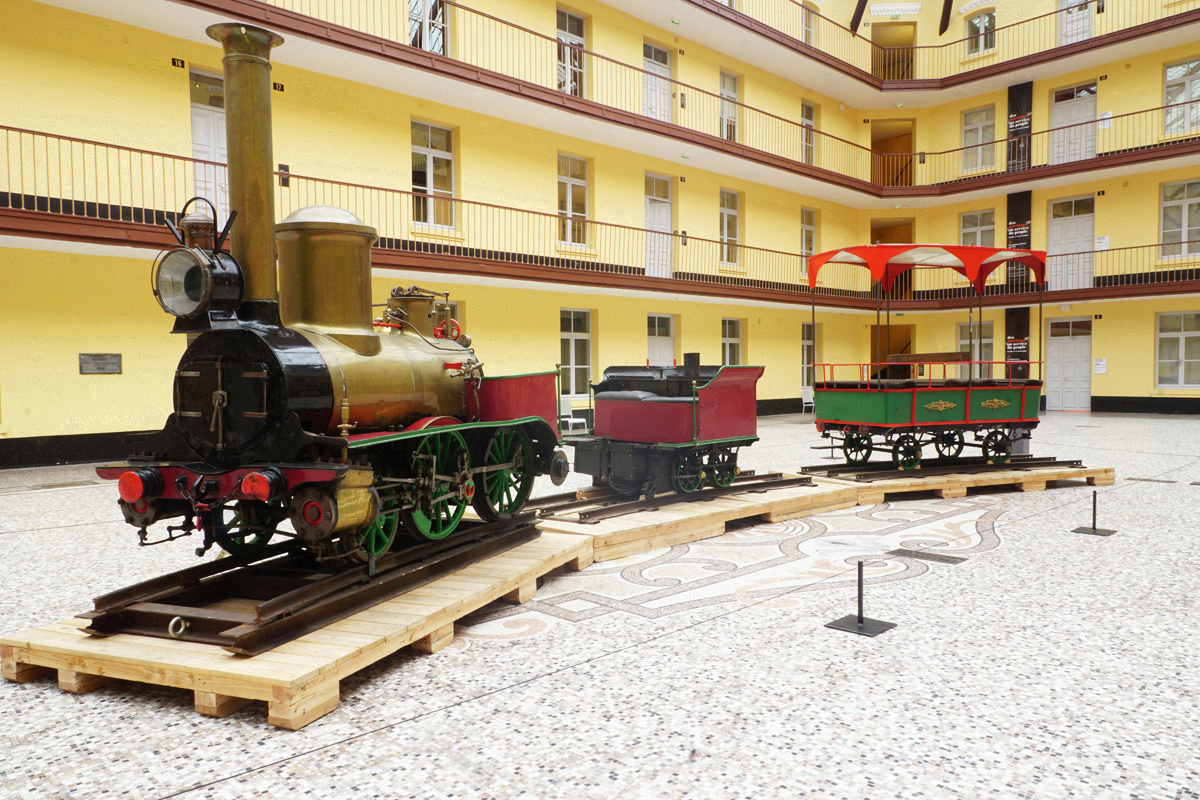 Chemin de fer forain à vapeur dit « Petit Train de Remilly » (image)